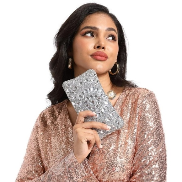 Rhinestone Silver Evening Clutch - Picture 2 of 12